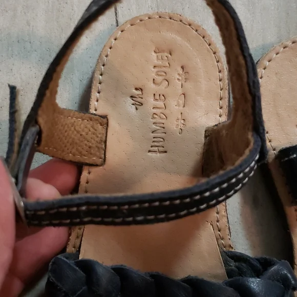 The Humble Soles Sandals - Picture 4 of 6